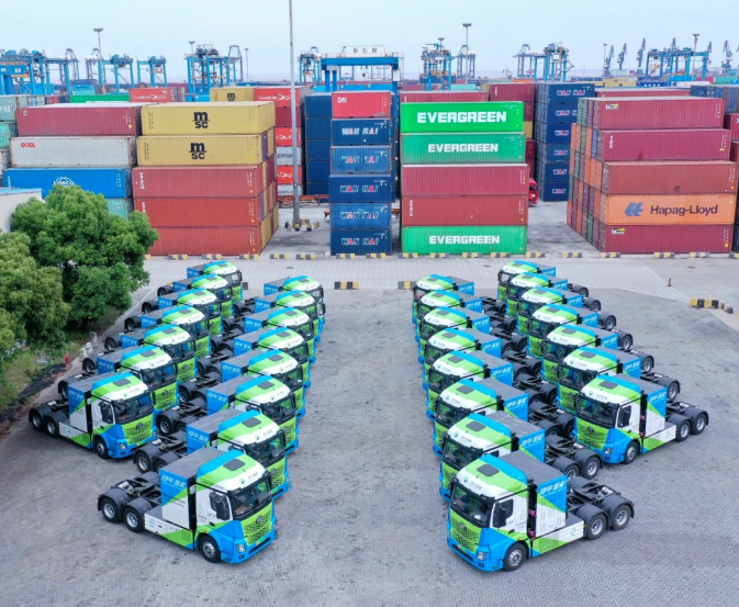 国富氢能助力升级版氢能集卡交付嘉兴港