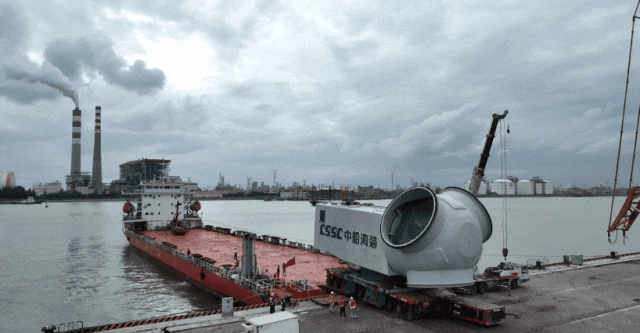 北部湾港钦州码头高效完成中船海装风电设备首次装船发运