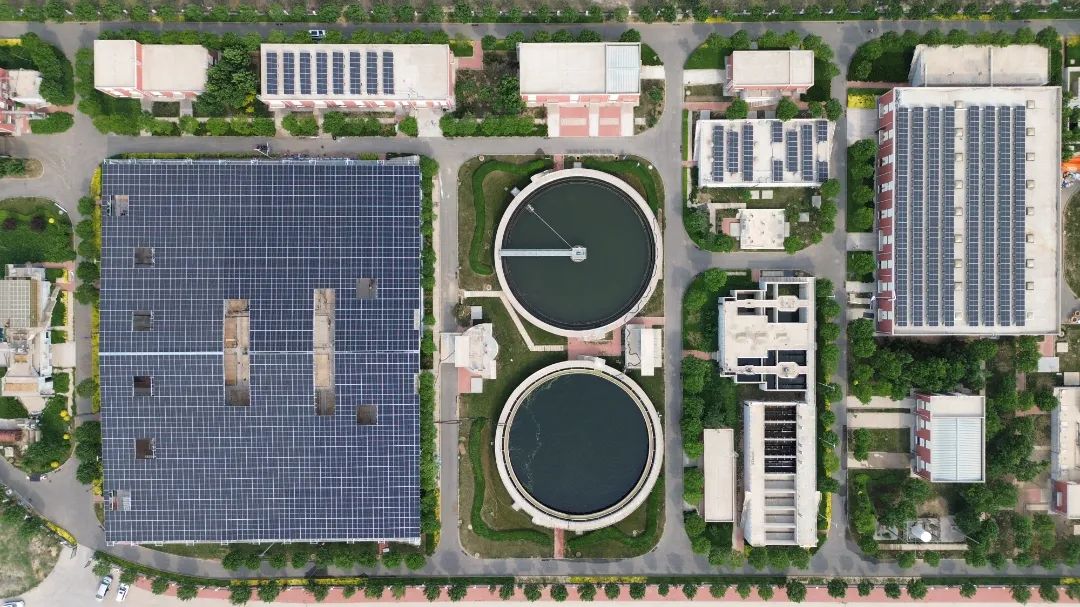 热烈祝贺临港第二污水处理厂分布式光伏项目并网发电！