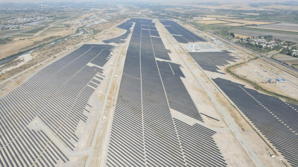 乌兹塔什干光储项目200MW光伏站完工移交