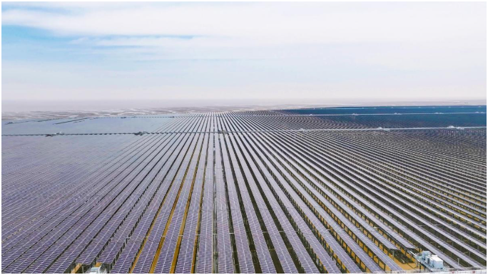 中国规模最大“光氢储一体化”海上光伏项目全容量并网发电